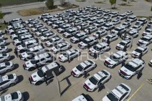 AYUNTAMIENTO . ENTREGA DE PATRULLAS