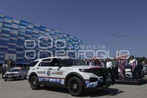 AYUNTAMIENTO . ENTREGA DE PATRULLAS