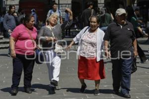 14 DE FEBRERO . PAREJAS