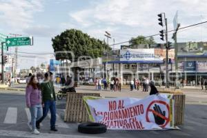 MANIFESTACIÓN . PARQUÍMETROS
