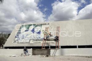 DISTRIBUIDOR VIAL EJÉRCITO DE ORIENTE . MOSAICO MONUMENTAL