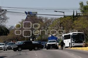 MANIFESTACIÓN . PARQUÍMETROS
