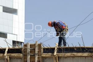 SECRETARÍA DE FINANZAS . OBRA