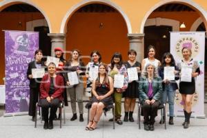 EXPOSICIÓN 8 MIRADAS 8M