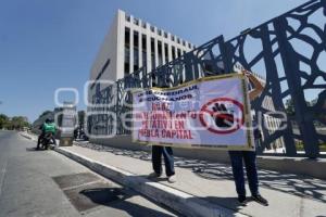 CONGRESO . MANIFESTACIÓN PARQUÍMETROS