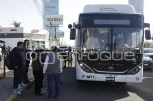 OPERATIVO . TAXIS PIRATAS