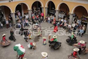 CULTURA . MUESTRA CARNAVALERA