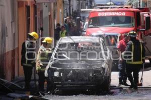 TLAXCALA . INCENDIO DE VEHÍCULO
