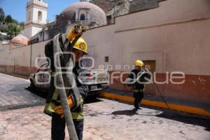 TLAXCALA . INCENDIO DE VEHÍCULO