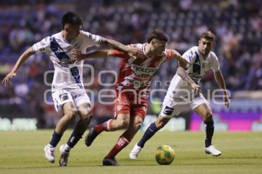 FÚTBOL . CLUB PUEBLA VS NECAXA