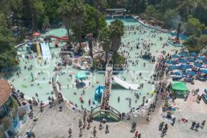 SÁBADO DE GLORIA . BALNEARIO