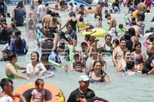 SÁBADO DE GLORIA . BALNEARIO