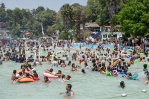 SÁBADO DE GLORIA . BALNEARIO