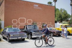 SAN ANDRÉS CHOLULA . AUTOS CLÁSICOS