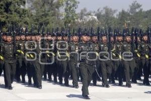 EJÉRCITO . GRADUACIÓN DE SARGENTOS