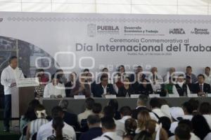 DÍA DEL TRABAJO . CEREMONIA