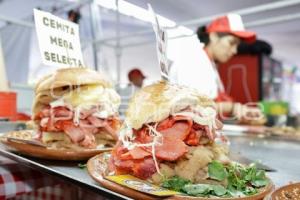 FERIA DE LA CEMITA