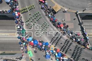 DESFILE 5 DE MAYO
