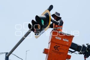 SEMÁFOROS . 11 NORTE