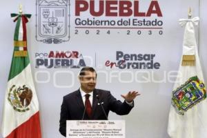 GOBIERNO ESTATAL . CONDECORACIONES MAESTROS