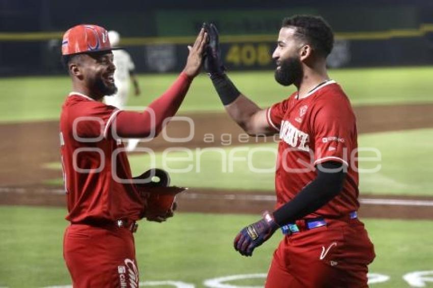 BÉISBOL . PERICOS VS ÁGUILA DE VERACRUZ