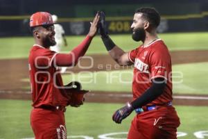 BÉISBOL . PERICOS VS ÁGUILA DE VERACRUZ