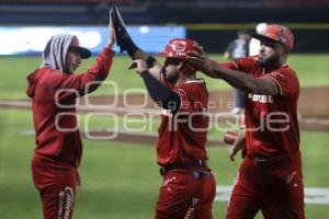 BÉISBOL . PERICOS VS ÁGUILA DE VERACRUZ