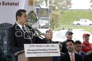 GOBIERNO ESTATAL . ENTREGA DE PATRULLAS