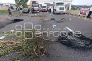 BLOQUEO AUTOPISTA MÉXICO-PUEBLA
