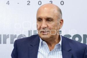 VÍCTOR GABRIEL CHEDRAUI