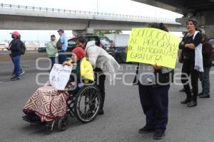 PROTESTA . SUSPENSIÓN TRATAMIENTO HEMODIÁLISIS