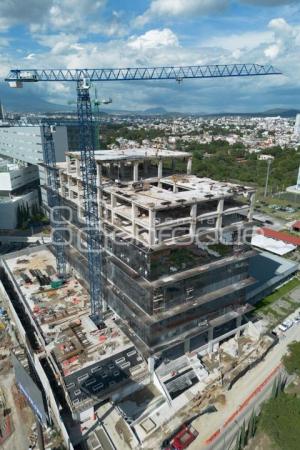 SECRETARÍA DE FINANZAS . OBRA