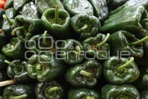 INGREDIENTES CHILE EN NOGADA