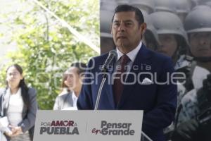 GOBIERNO . INAUGURACIÓN COMPAÑÍA GN