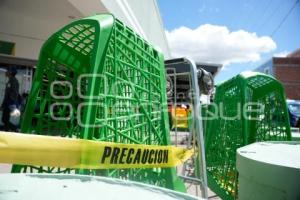 TLAXCALA . VENDEDORES AMBULANTES