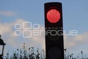 TLAXCALA . FUNCIONAMIENTO DE SEMÁFOROS