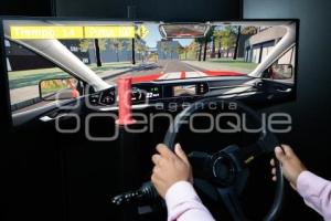 SMT . SIMULADORES DE MANEJO