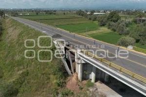 BULEVAR AEROPUERTO . SOCAVÓN