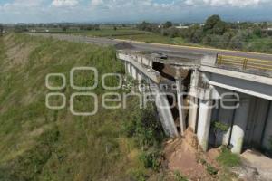 BULEVAR AEROPUERTO . SOCAVÓN