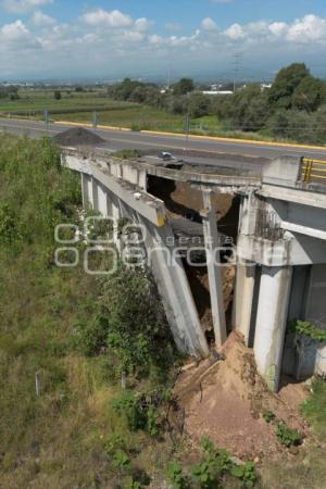 BULEVAR AEROPUERTO . SOCAVÓN