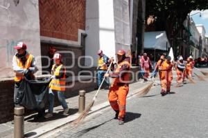 DESFILE 16 DE SEPTIEMBRE . LIMPIEZA