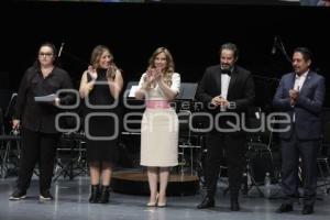  ESPÉCTACULOS . EL MAGO INTERNO