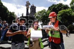 SIMULACRO NACIONAL . ZÓCALO