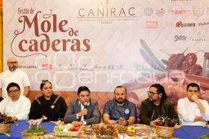 CANIRAC . MOLE DE CADERAS