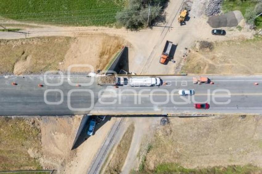 BULEVAR AEROPUERTO . SOCAVÓN