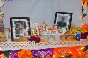 ATLIXCO . OFRENDA PERIODISTAS