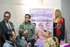 TLAXCALA . NOVILLADA ROSA