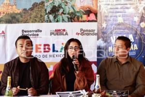 HUEJOTZINGO . VILLA ILUMINADA