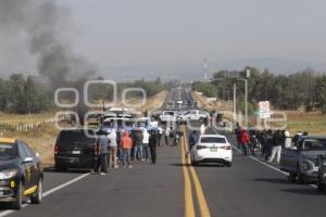BLOQUEO AUTOPISTA PUEBLA - TLAXCALA