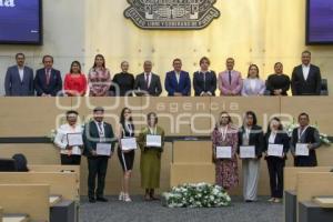 CONGRESO . MEDALLA MÉRITO DOCENTE